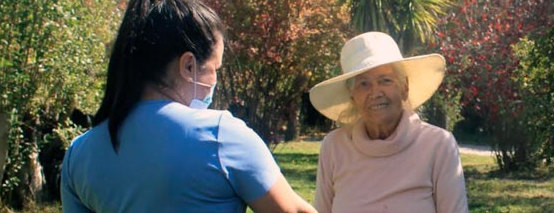 Ambiente y jardines de la casa de reposo